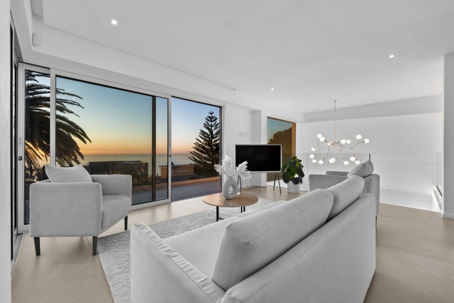 5 Bedroom Property for Sale in Camps Bay Western Cape